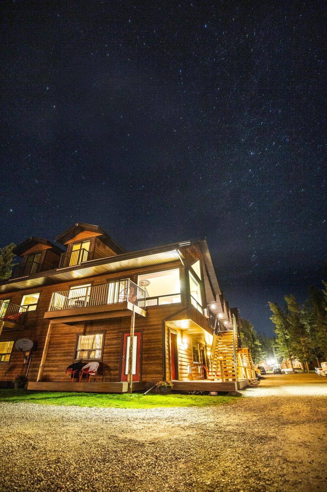 Resort Gates Jasper